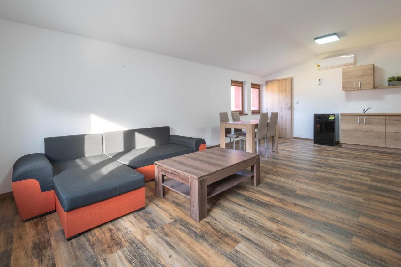 Pohoda Salas U Velehradu-2 Apartmany Uherske Hradiste Exterior photo